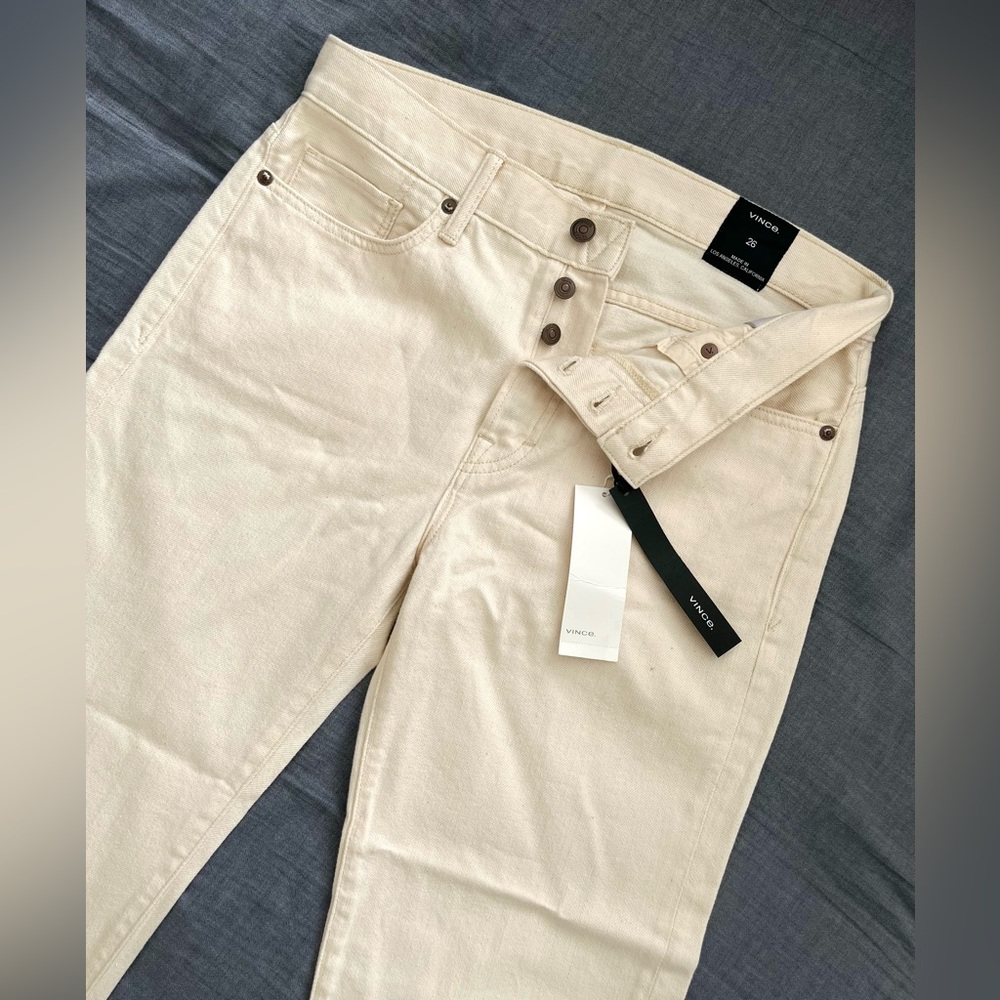 Vince Women’s Jeans Off white lightweight Denim, 100% Cotton, Size 26, Brand New